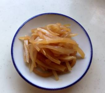 大根のしょうがじょうゆ炒め