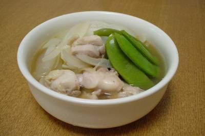 スナップえんどうと鶏の炊いたん