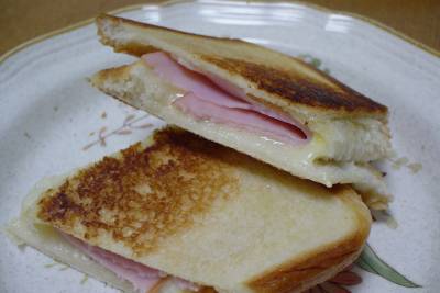 ギューギューホットサンド