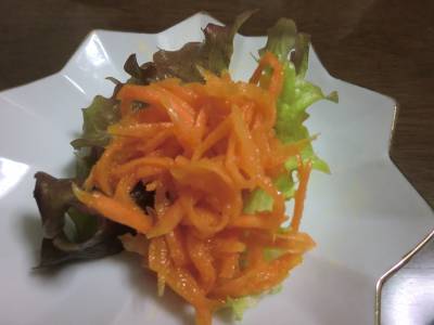 ダブル春にんじんサラダ