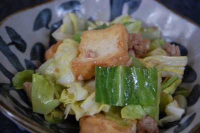 キャベツと厚揚げのみそ炒め