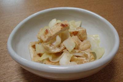 キャベツと油揚げのからしじょうゆあえ