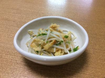 もやしとカリカリ油揚げのあえ物