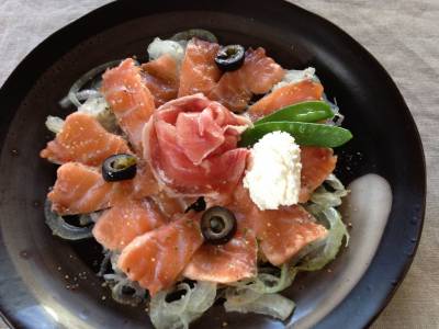 サーモンのマリネ