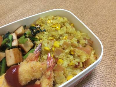 コーンとハムのドライカレー