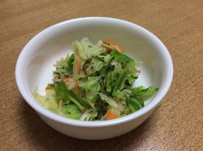 みょうがと青じそとキャベツのあっさり漬け