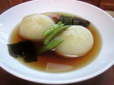 新たまねぎの丸ごとおだし煮