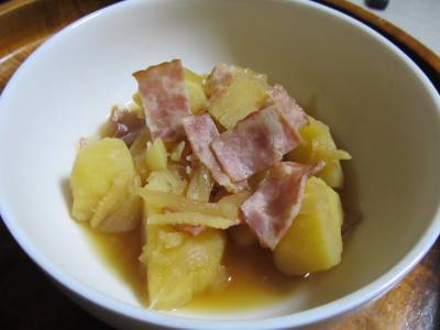 ベーコン肉じゃが