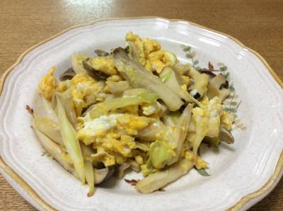 エリンギと細ねぎの卵炒め