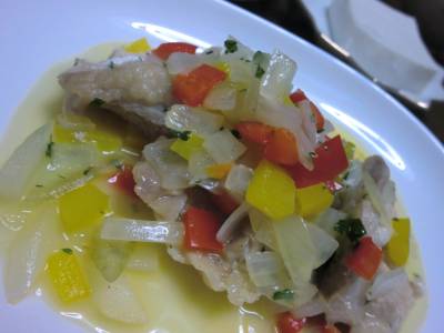 鶏むね肉とパプリカの蒸し焼き