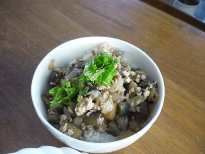 なすそぼろそうめん