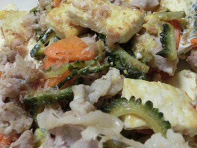 ゴーヤーと豚こまの塩炒め