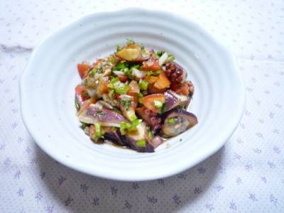 たことトマトのサラダ