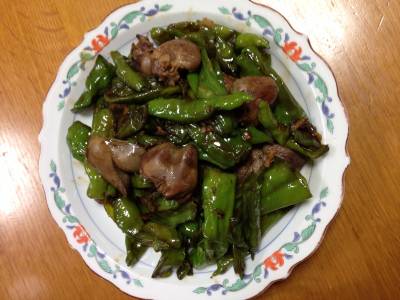 ピーマンと鶏レバーの炒め煮