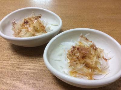 オニオンスライスのおかかサラダ