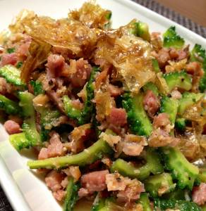 ゴーヤーと豚こまの塩炒め