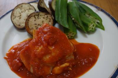 鶏肉のトマト煮
