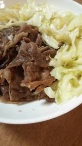 生キャベツの豚バラ甘辛ソース