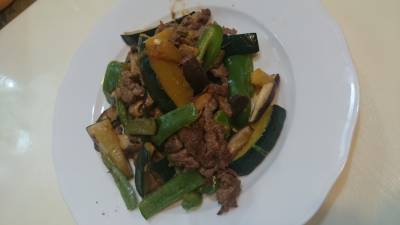 かぼちゃと牛肉のバターじょうゆ