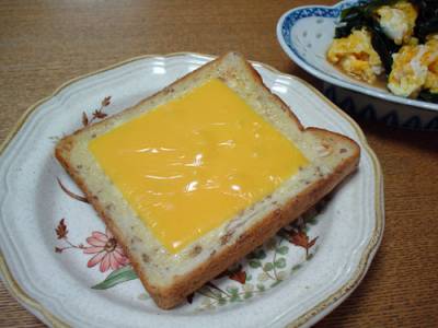 チーズトースト