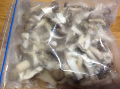 ヒラヒラ冷凍きのこ
