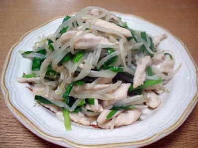 もやしと鶏肉の柚子（ゆず）こしょう炒め