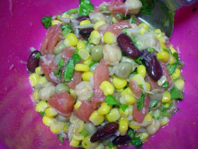 【インド料理】 トウモロコシとレッドキドニービーンズのサラダ