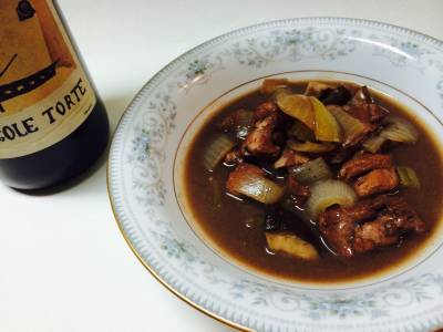 鶏の赤ワイン煮