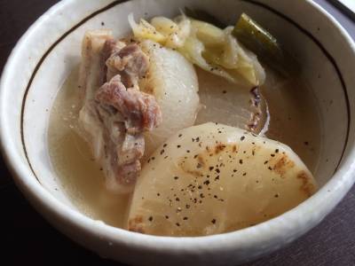 焼き大根と豚肉のスープ煮