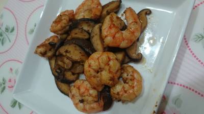 エリンギとえびのバターじょうゆ