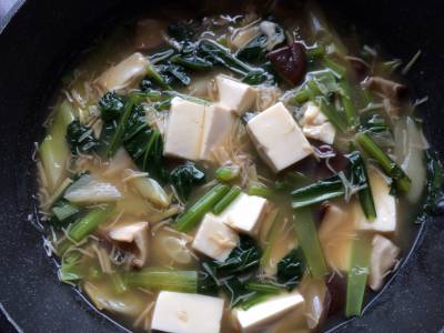 帆立てのトロトロ湯豆腐