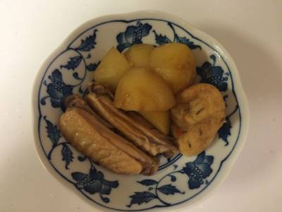 新じゃがいもの煮物