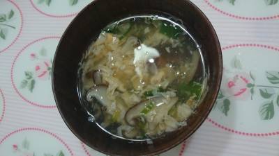 しいたけのかきたま汁