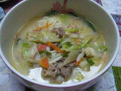 野菜たっぷり ちゃんうどん