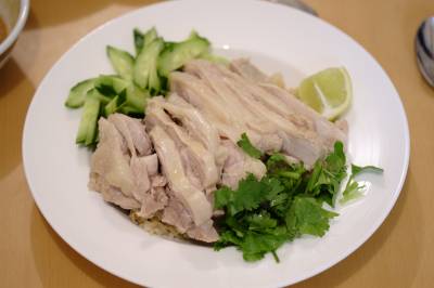 蒸し鶏のエスニックライス