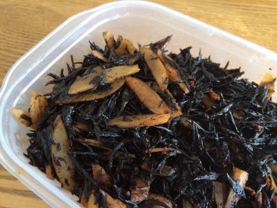 ごぼうとひじきのきんぴら