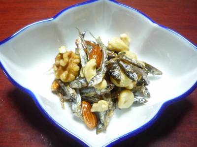 ミックスナッツ入り田作り