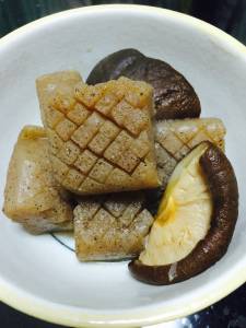 しいたけとこんにゃくのピリ辛煮