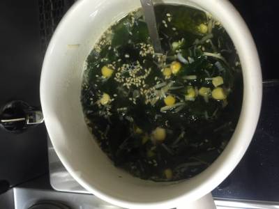 わかめの早うまスープ