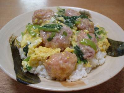 たっぷり青菜の親子丼