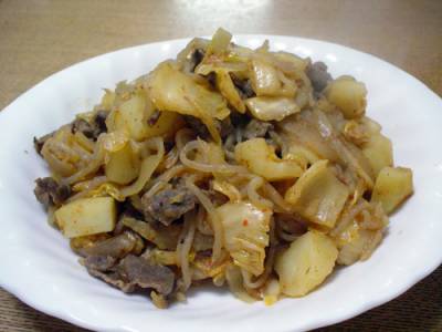 キムチ肉じゃが
