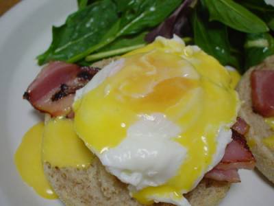 エッグベネディクト