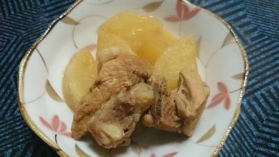 大根とスペアリブの煮物