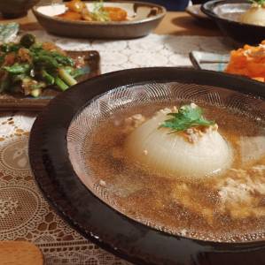 新たまねぎの丸ごと煮