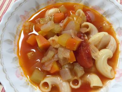 マカロニ入りミネストローネ