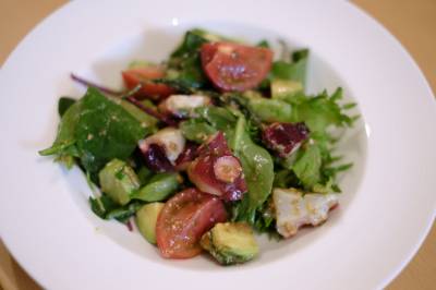 たことトマトのサラダ ごまみそドレッシング