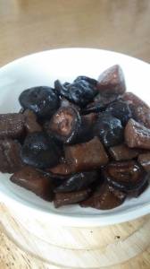 しいたけとこんにゃくのピリ辛煮