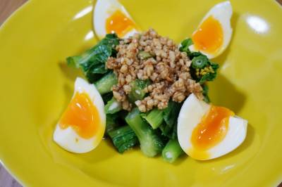 菜の花と卵のナッツあえ