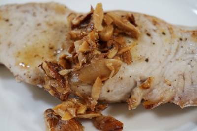 さわらのムニエル アーモンドソース