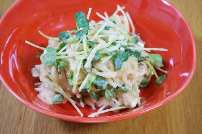 切干大根の卵たっぷりサラダ